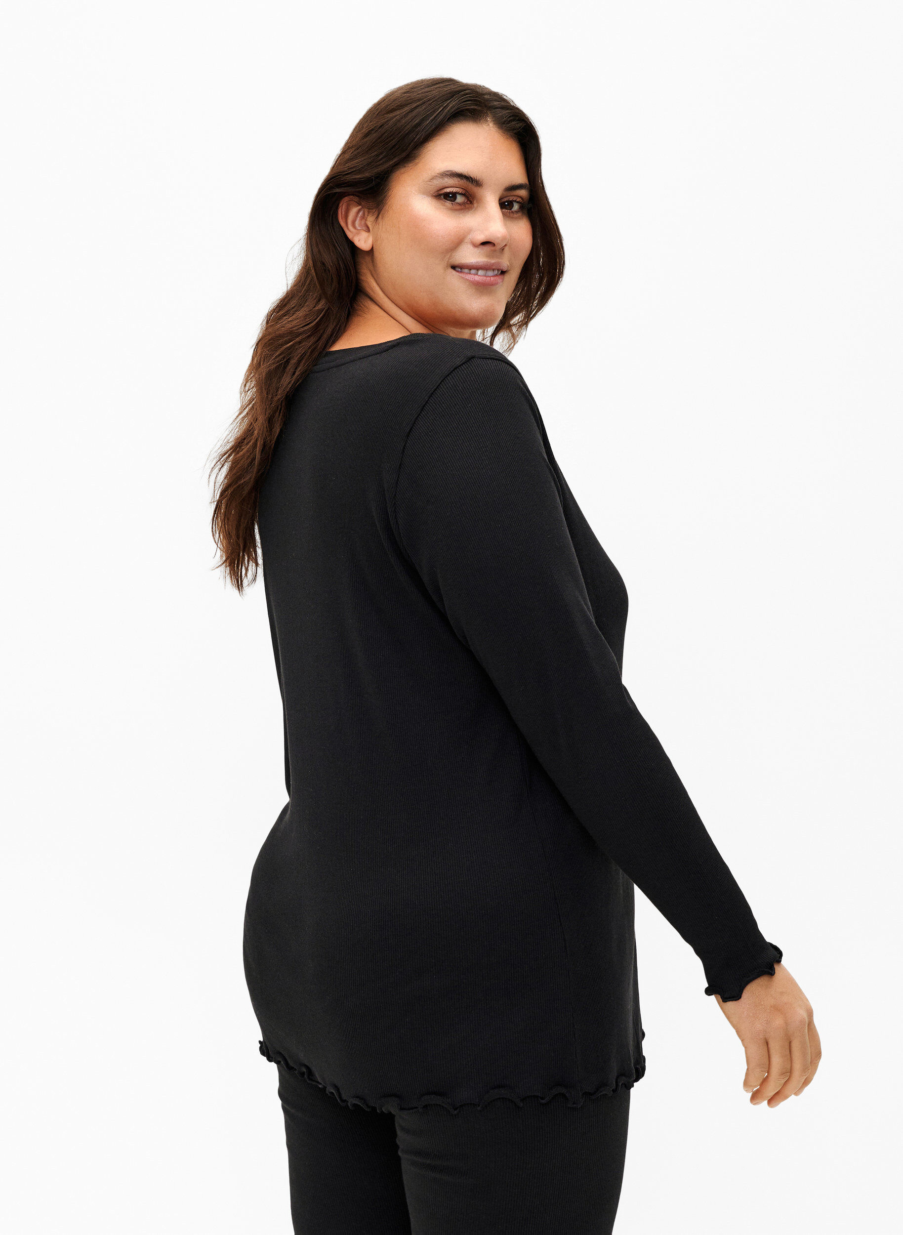 ZizziGerippte Bluse mit langen &Auml;rmeln und V-Ausschnitt, Black, Model image number 1