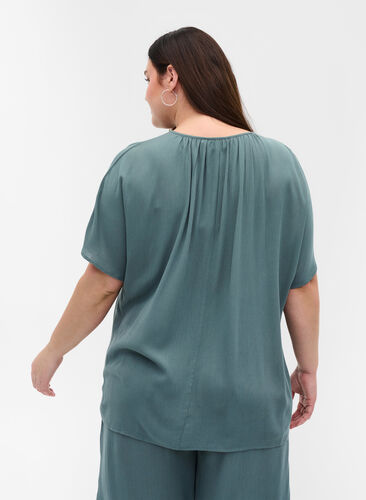 Kurzarm Bluse aus Viskose, Balsam Green, Model image number 1