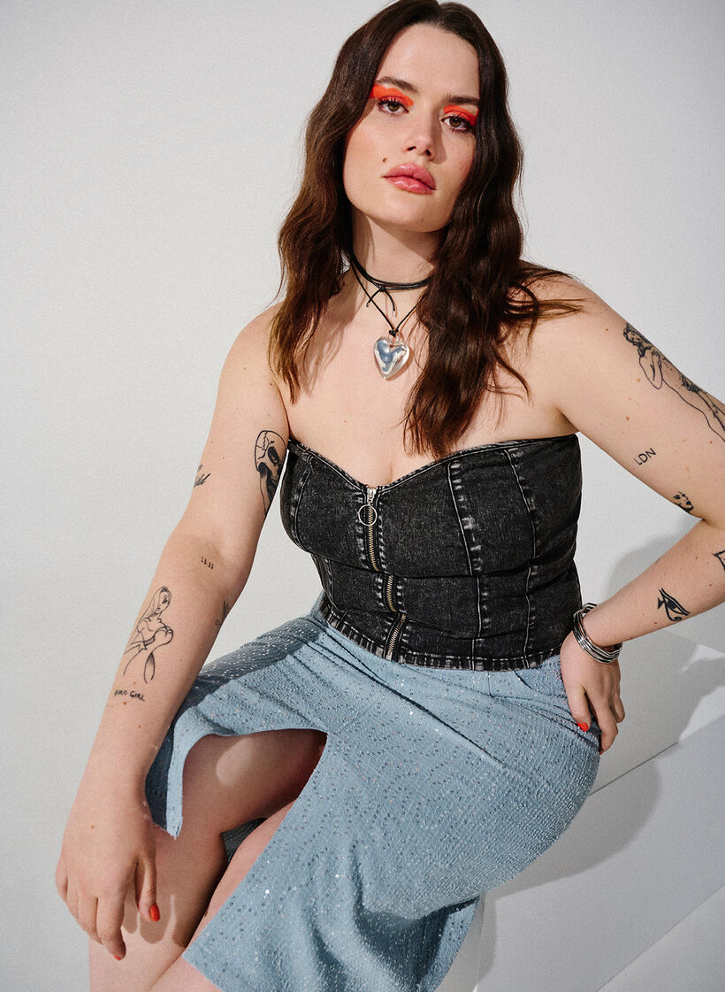 Jeansrock mit Schlitz und Pailletten, Light Blue Denim, Image image number 0