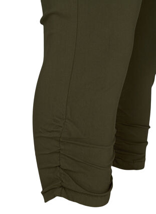 Einfarbige Capri-Jeans aus Viskosemischung, Olive Night, Packshot image number 3