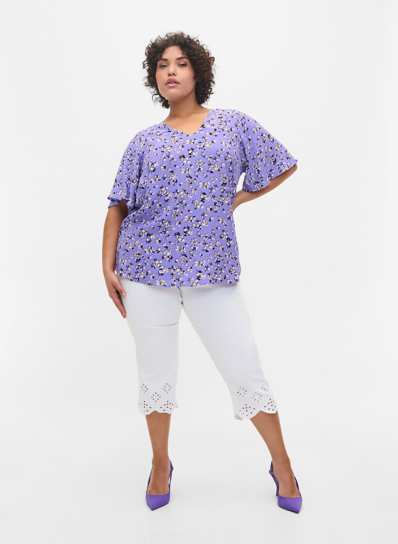 Gebl&uuml;mte Viskosebluse mit Schnurdetail, Lilac Flower Print, Model image number 3