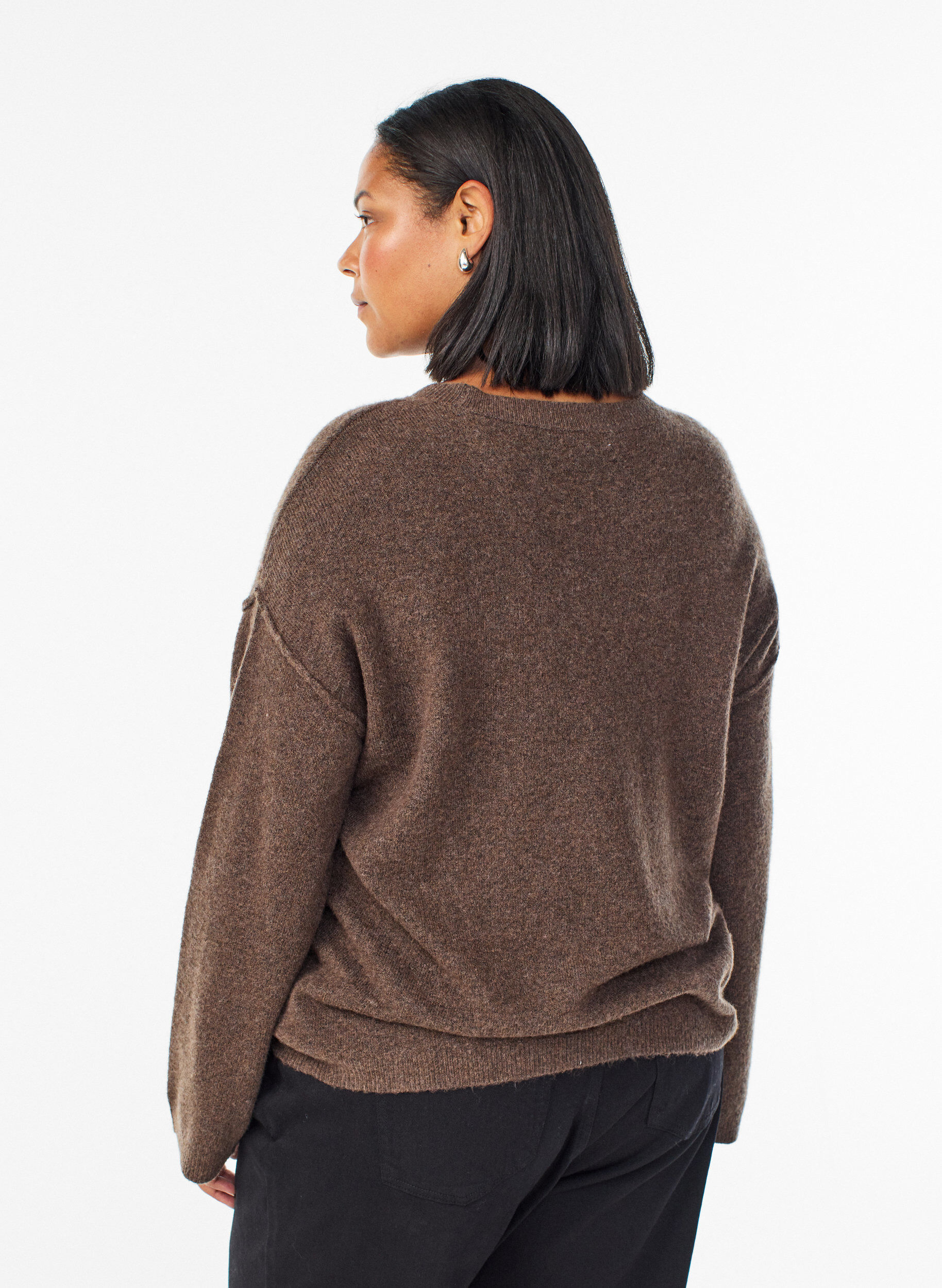 ZizziLockerer Strickpullover mit markanten N&auml;hten, Braun, Model image number 2