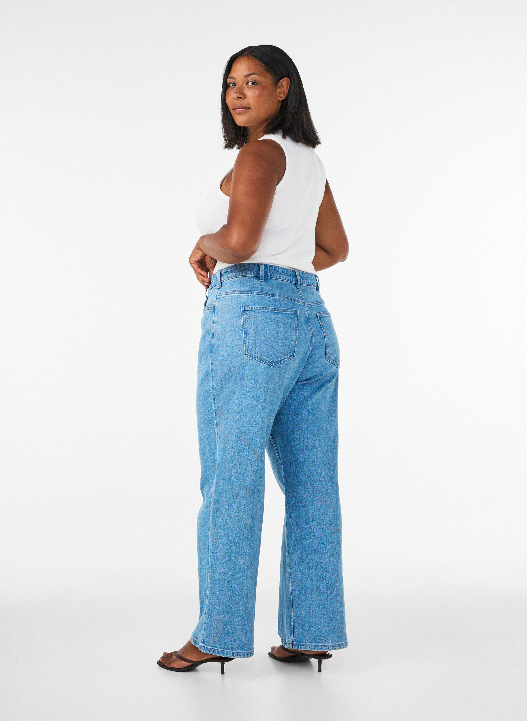 ZizziWide-Leg-Jeans mit hoher Taille, Blau, Model image number 1