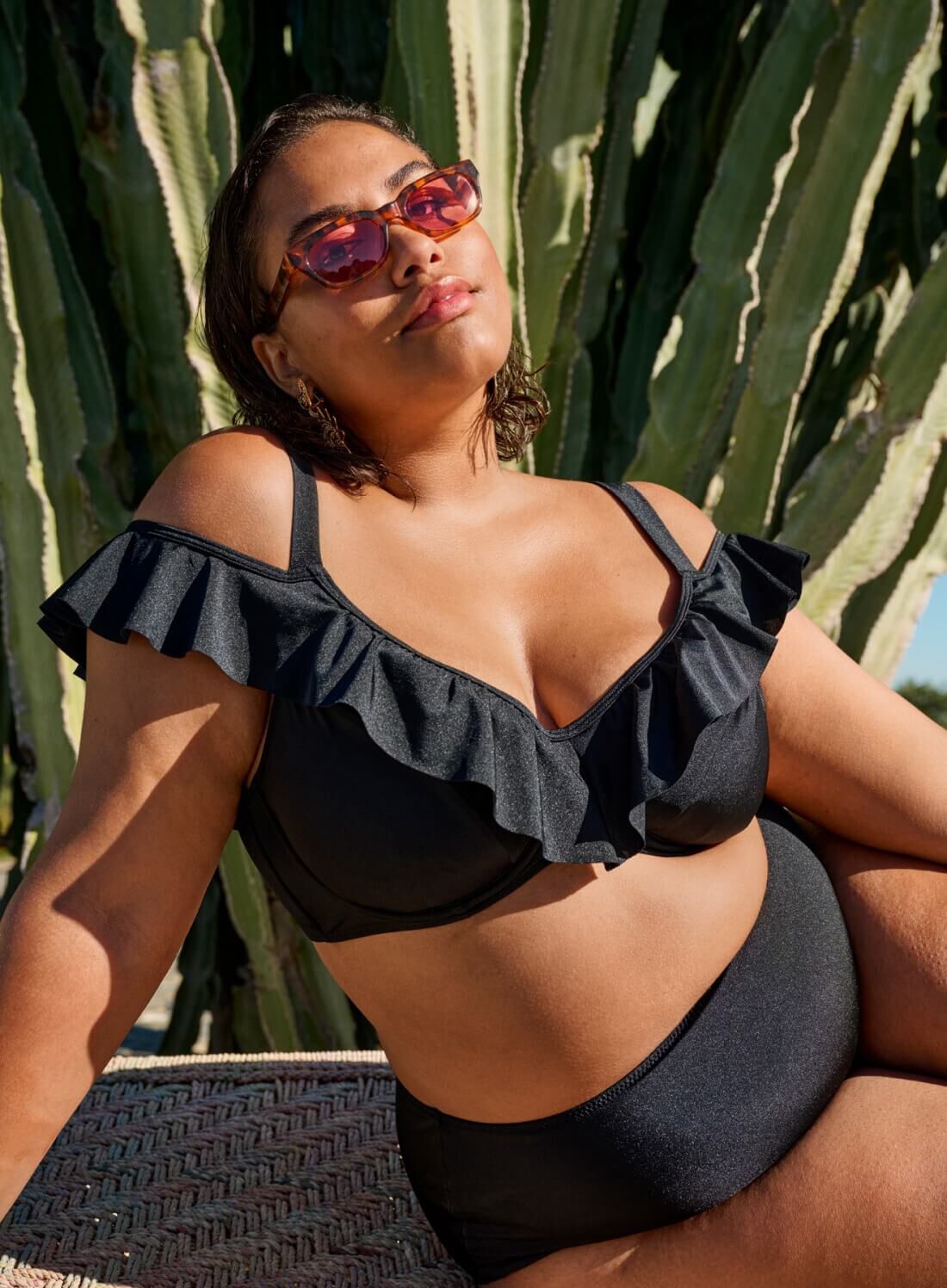 Bikinioberteil mit R&uuml;schen, , Model