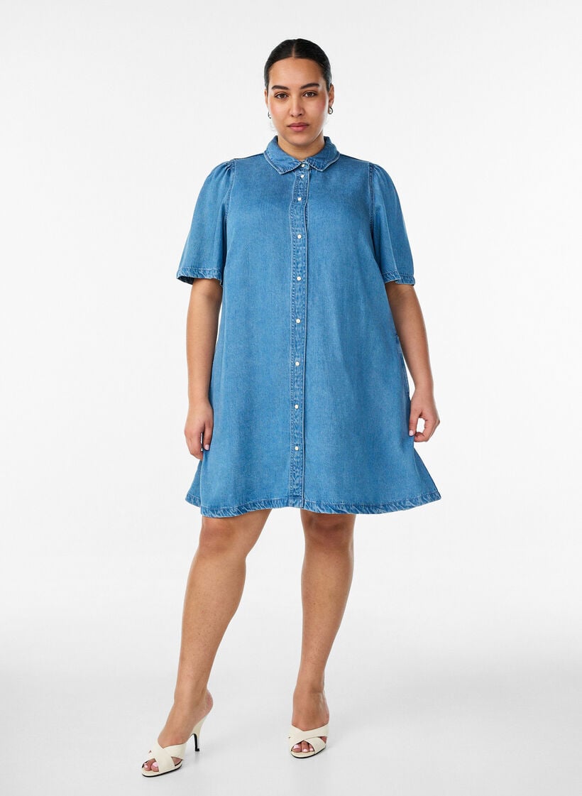Jeanskleid aus Lyocell mit Kn&ouml;pfen und kurzen &Auml;rmeln, Blau, Model image number 1