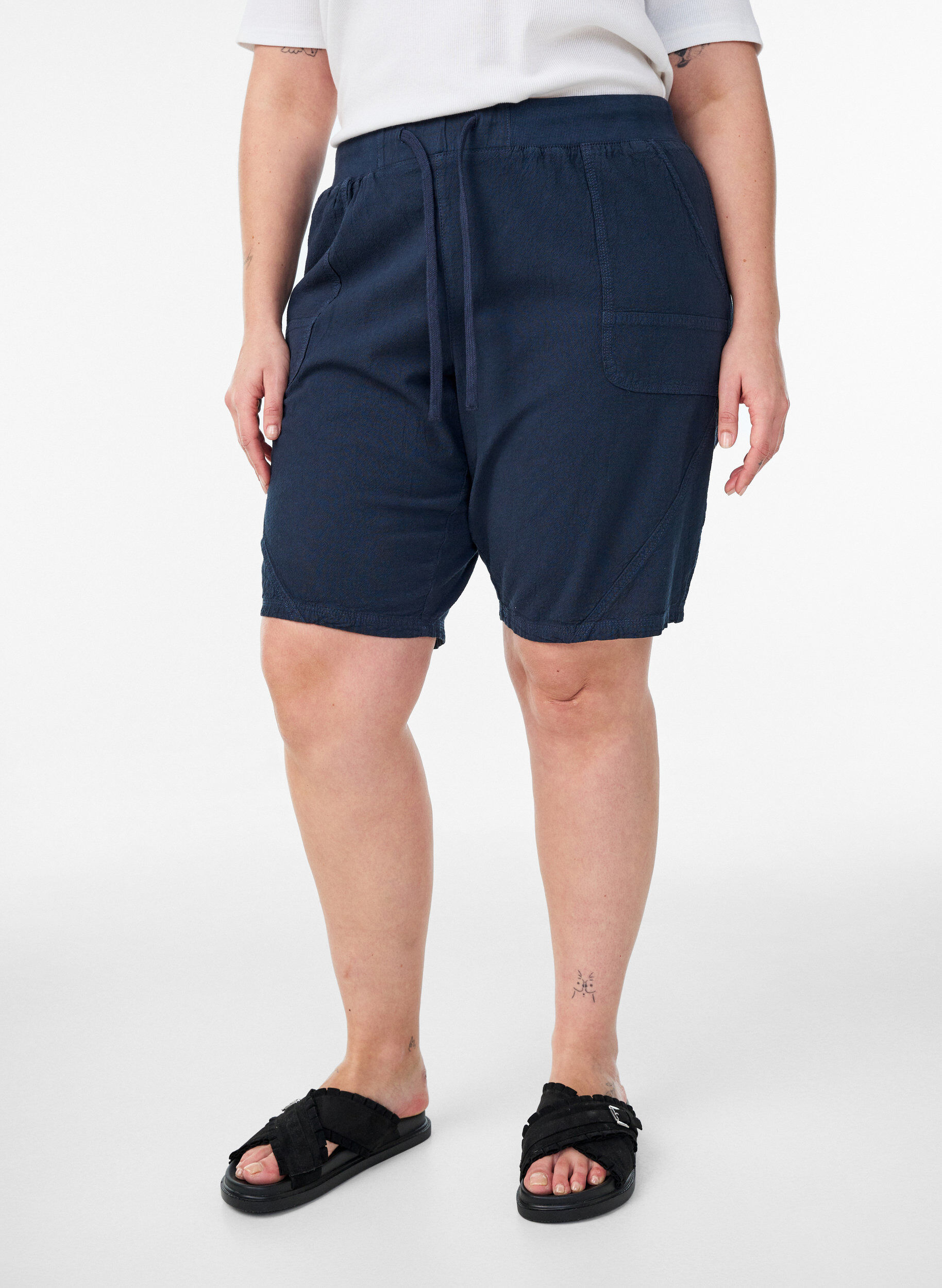 ZizziLockere Shorts aus Baumwolle mit Taschen, Blau, Model image number 3