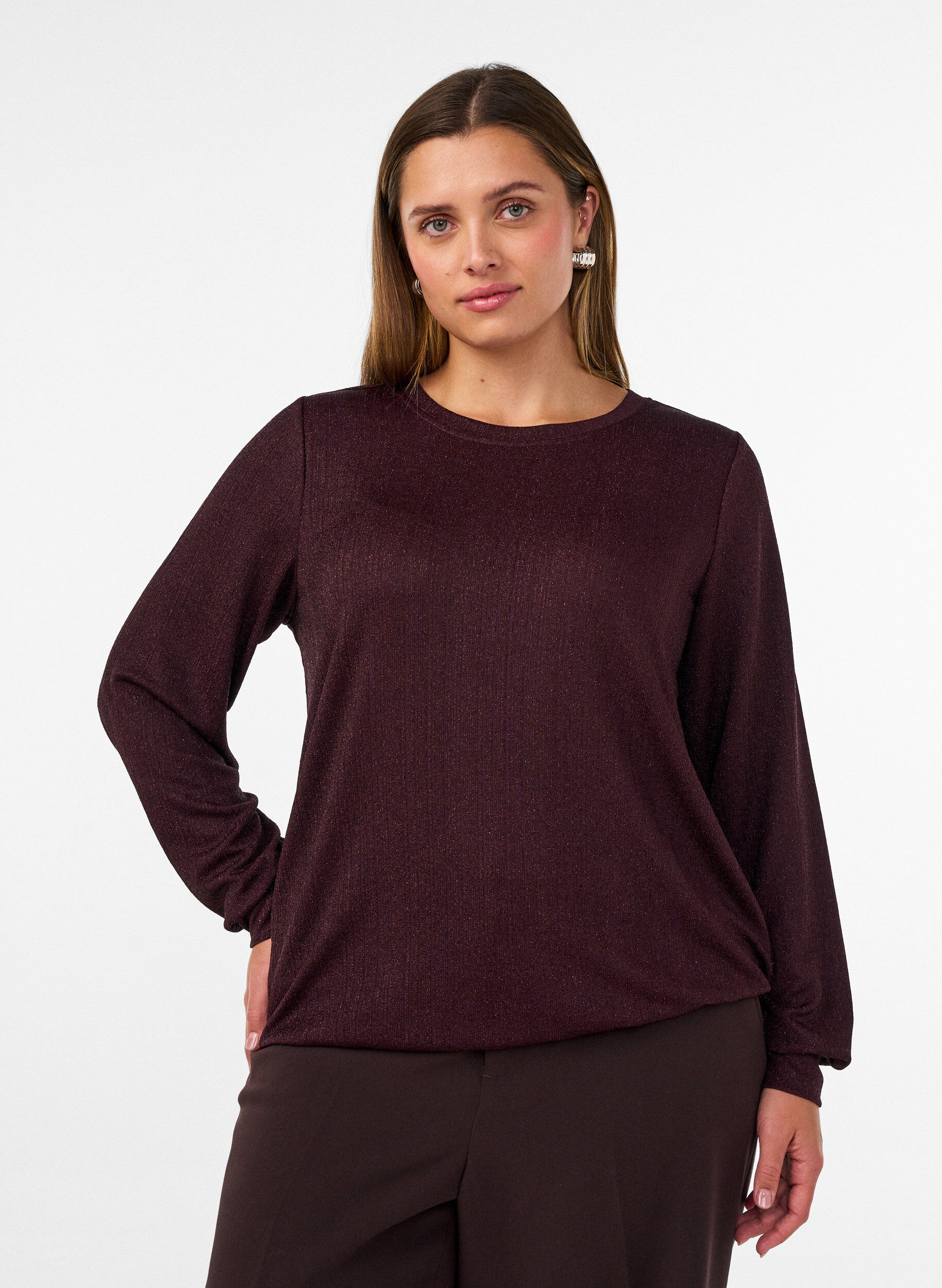 Bluse mit vertikaler Struktur und Glitzerfaden, Rot, Model