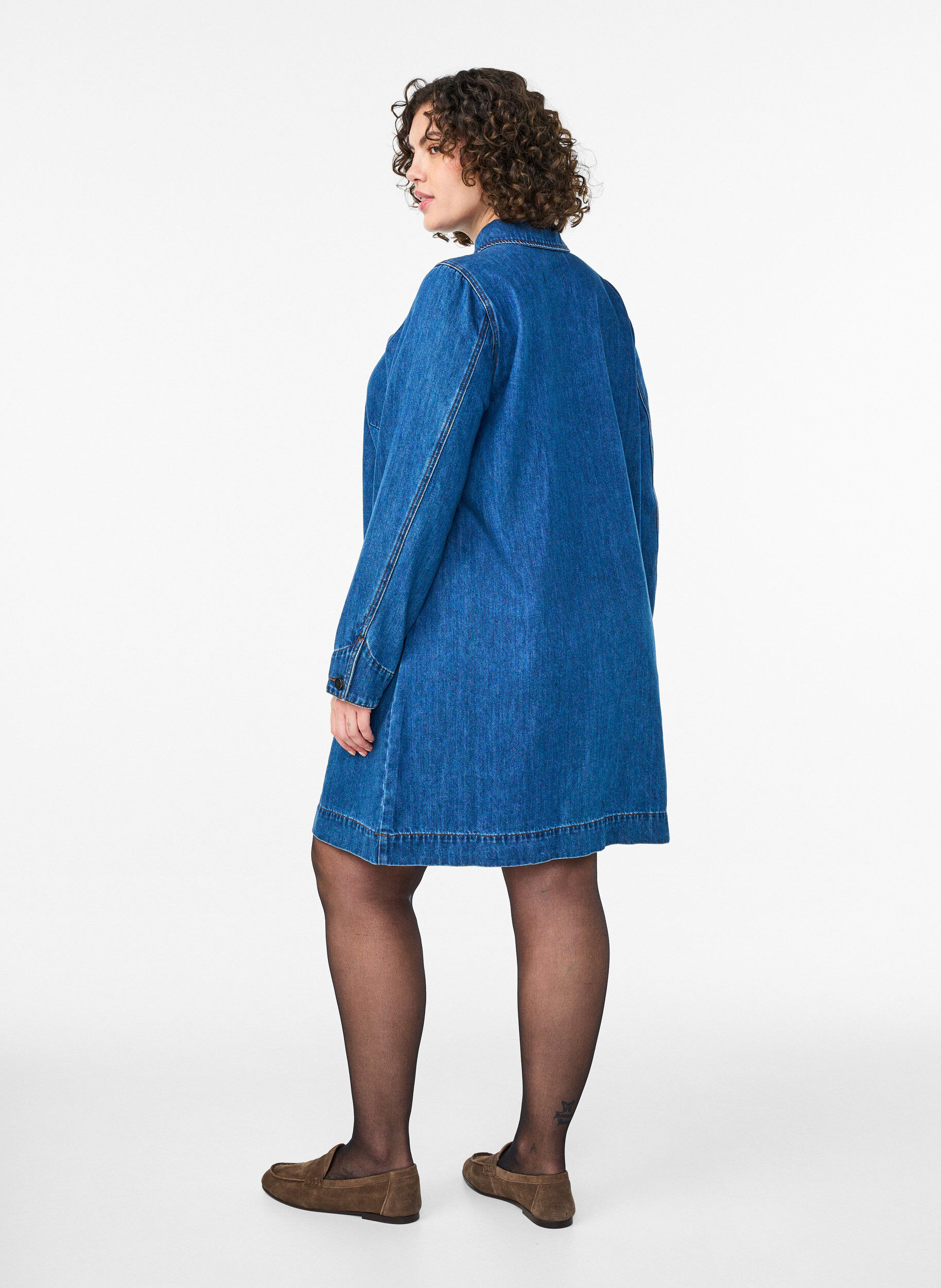 ZizziKurzes Jeanskleid mit Rei&szlig;verschluss und Kragen, Blau, Model image number 2