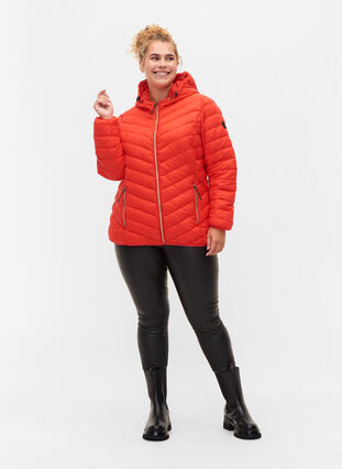 Leichte Steppjacke mit Kapuze, Fiery Red, Model image number 4