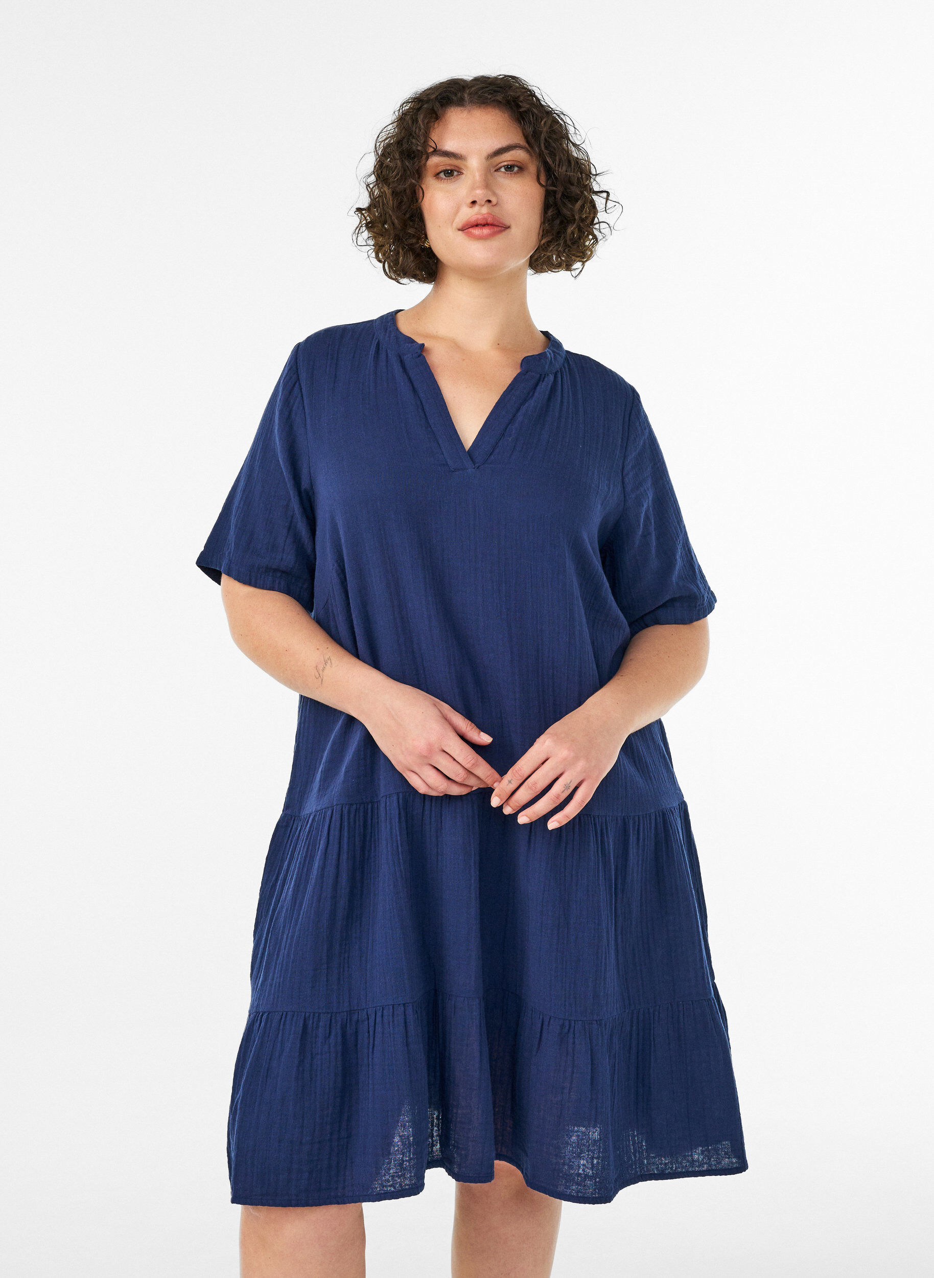 ZizziKurzes A-Linien-Kleid aus Baumwollmusselin, Blau, Model image number 0