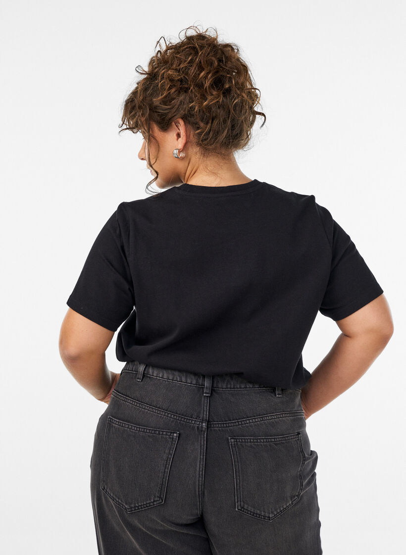 T-Shirt aus Baumwolle mit Textprint, Schwarz, Model image number 2