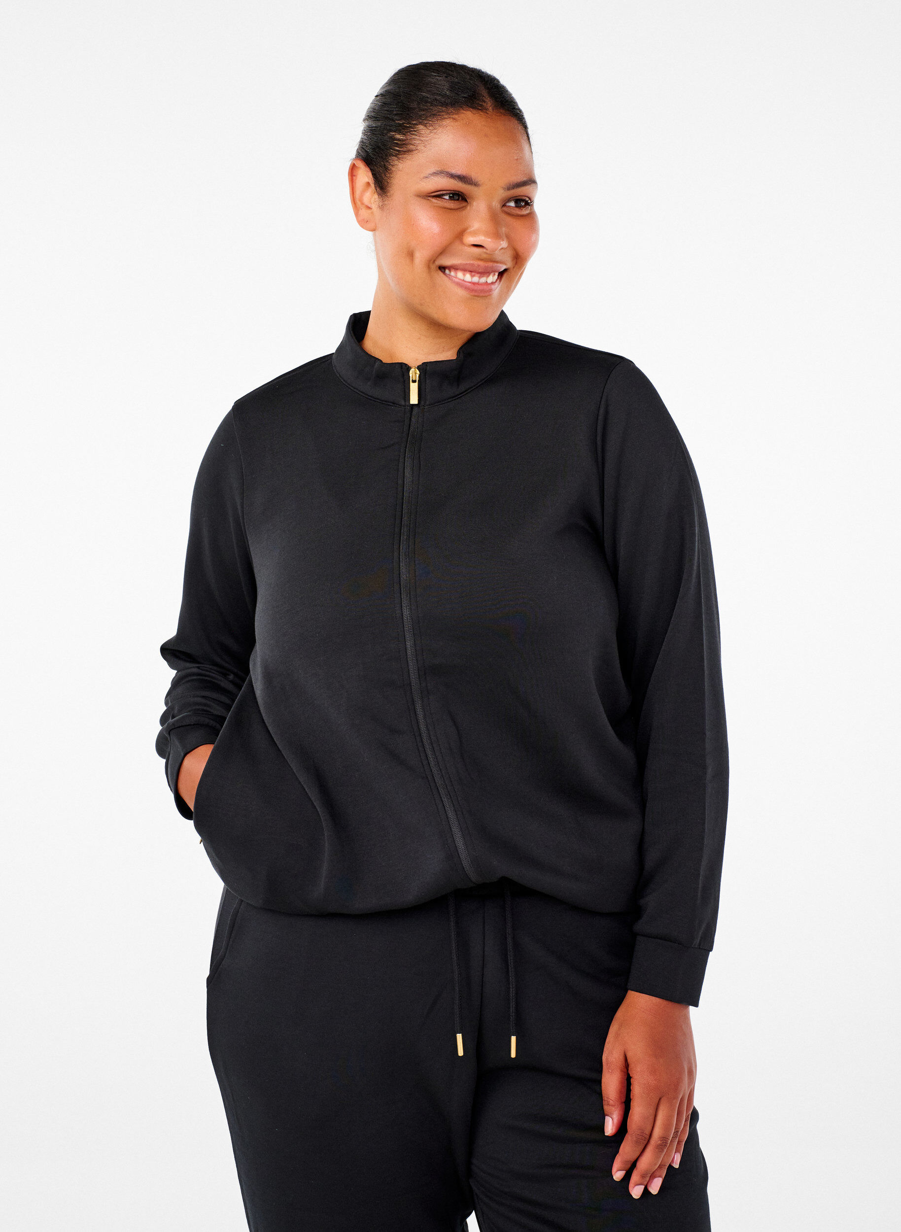 ZizziSportlicher Cardigan mit Rei&szlig;verschluss und Taschen, Black, Model image number 0