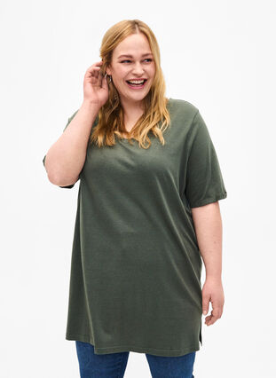Einfarbiges Oversize T-Shirt mit V-Ausschnitt, Thyme, Model image number 0