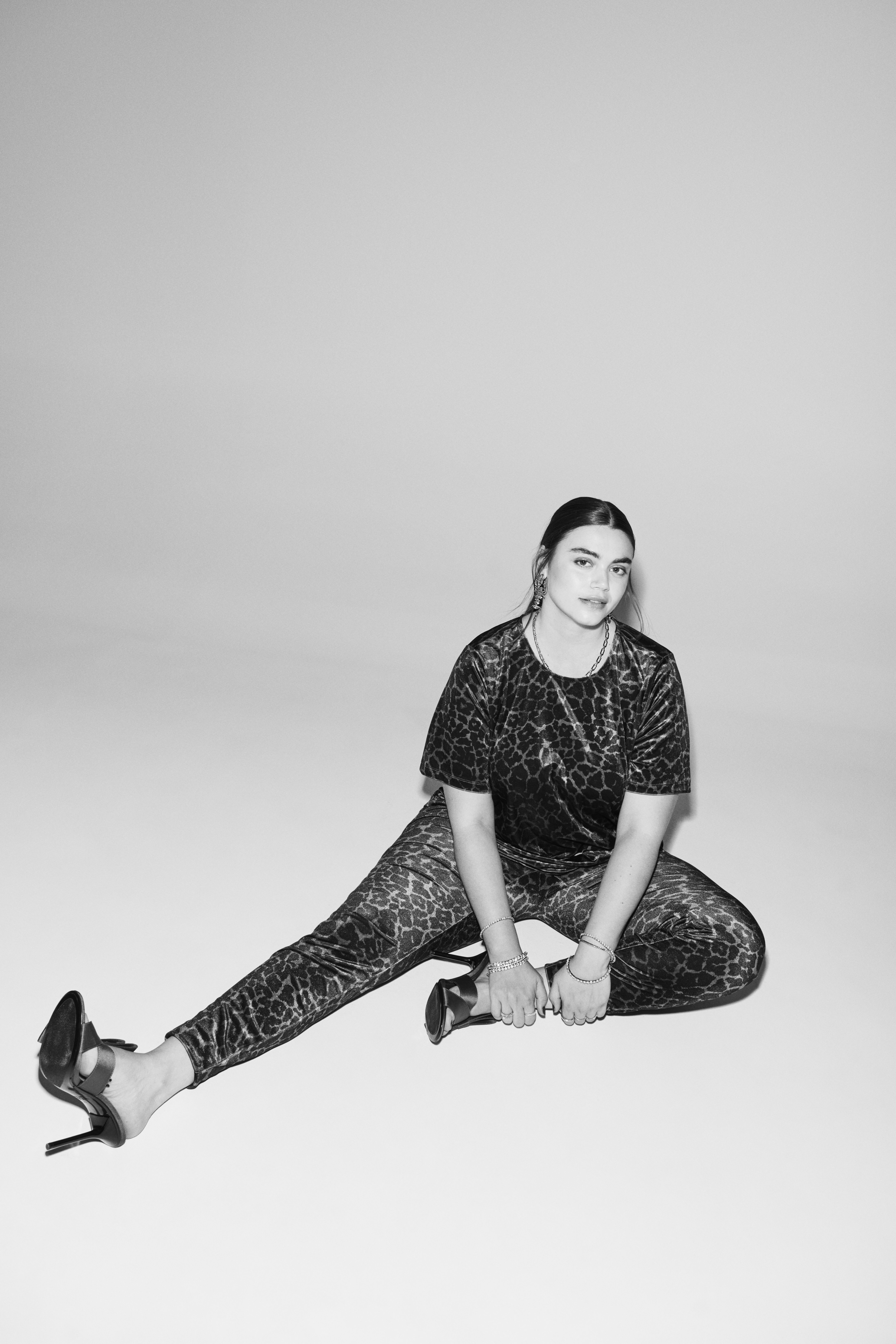 ZizziBraunes Leoparden-Velours-Set , , Model