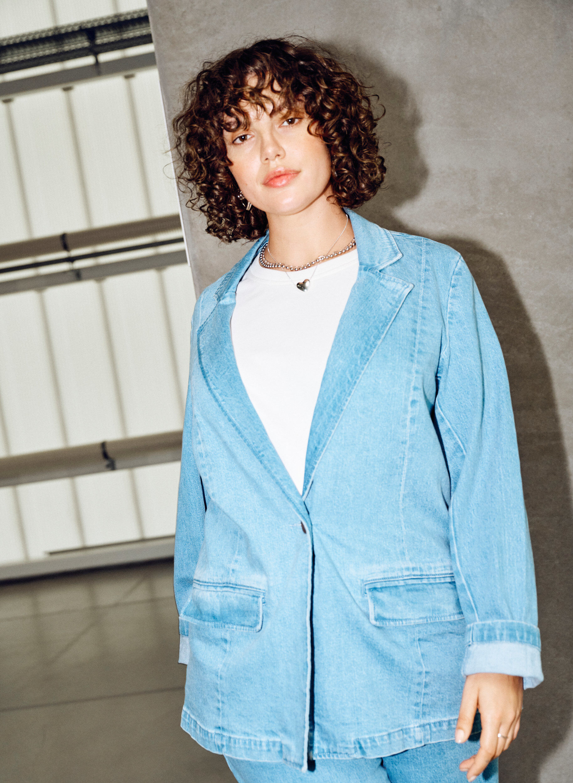 ZizziDenimblazer mit Taschen, Blau, Image image number 0