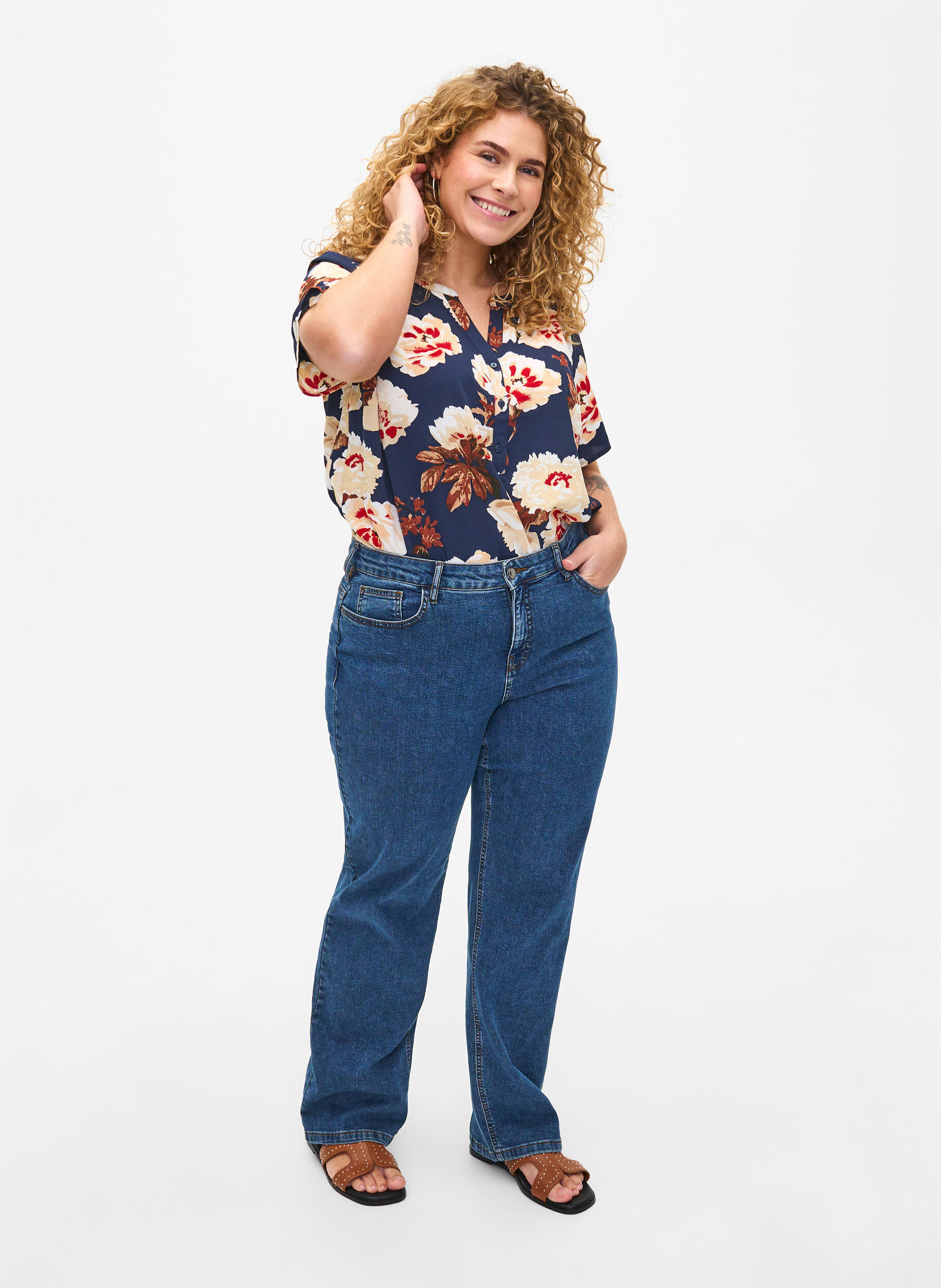 ZizziBluse mit kurzen &Auml;rmeln und V-Ausschnitt , Blau, Model image number 1