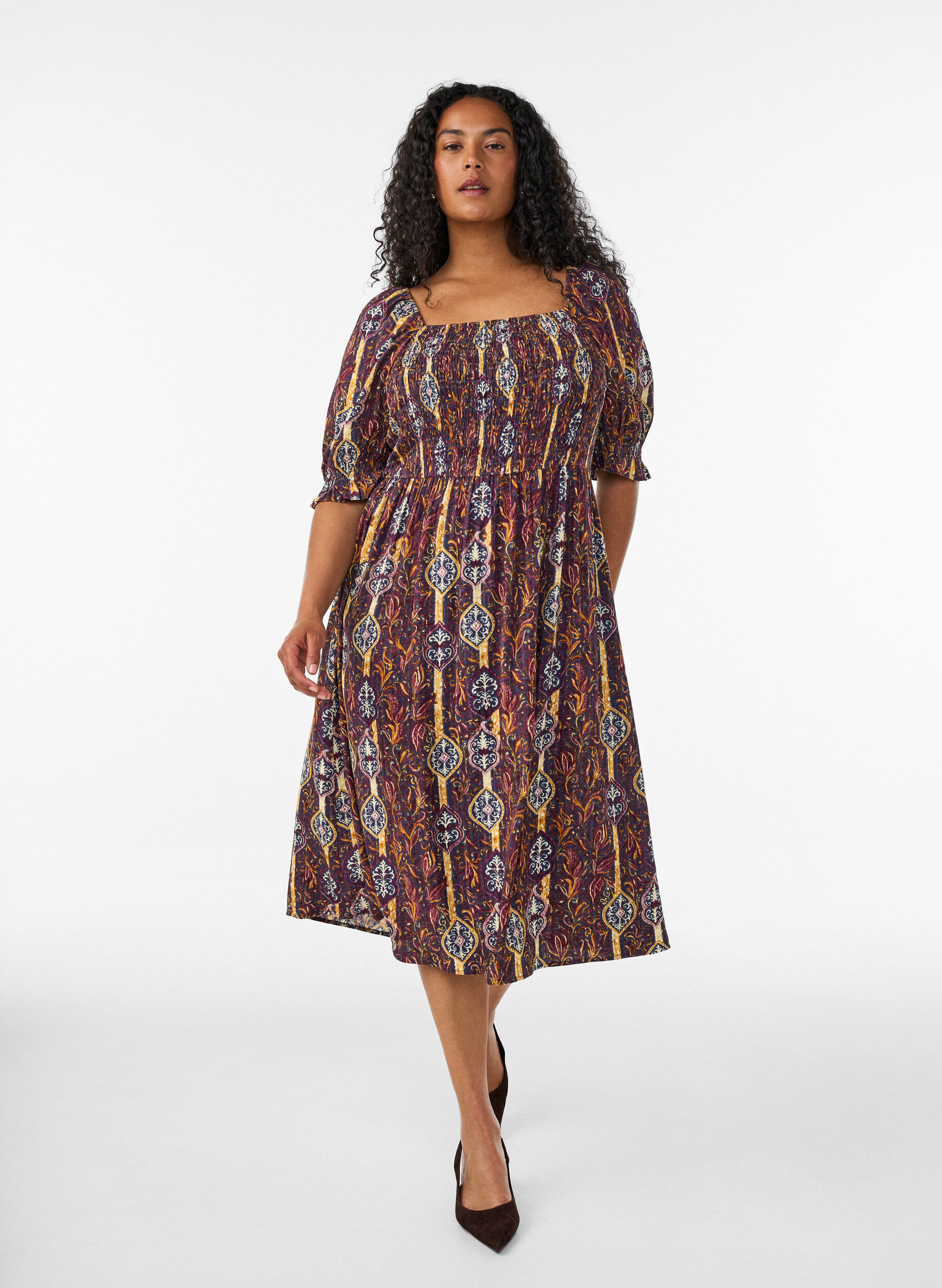 ZizziSommerkleid aus Viskose mit Paisleymuster, Lila, Model image number 0