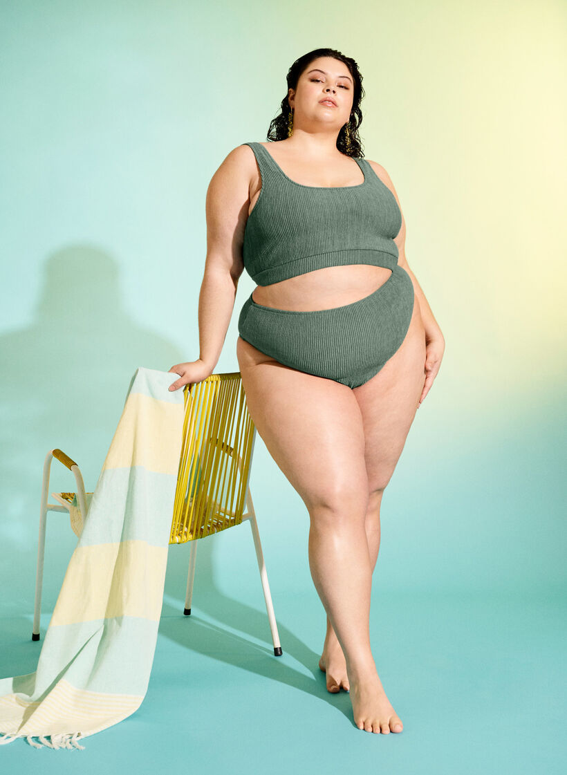 Bikinihose mit Kreppstruktur, Grün, Image image number 0