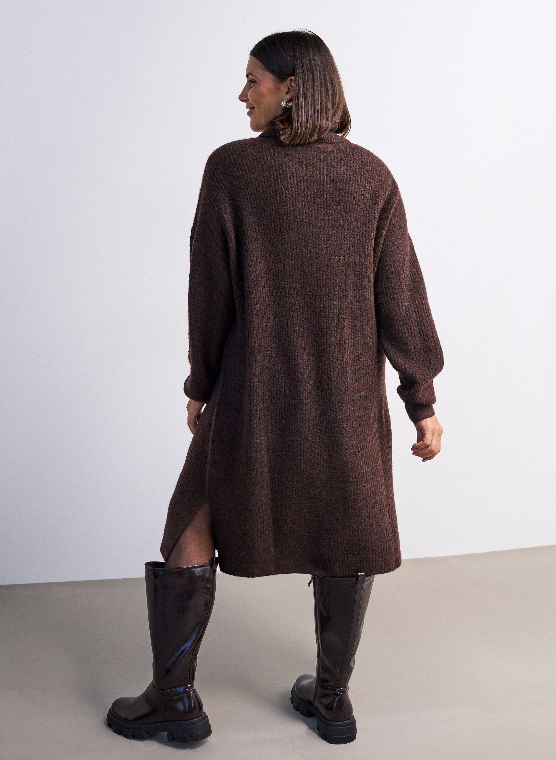 ZizziStrickkleid mit Rollkragen, Braun, Model image number 2