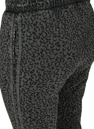 Sweatpants aus Baumwolle in Leopardenprint, Grey Leo Acid Wash, Packshot image number 3