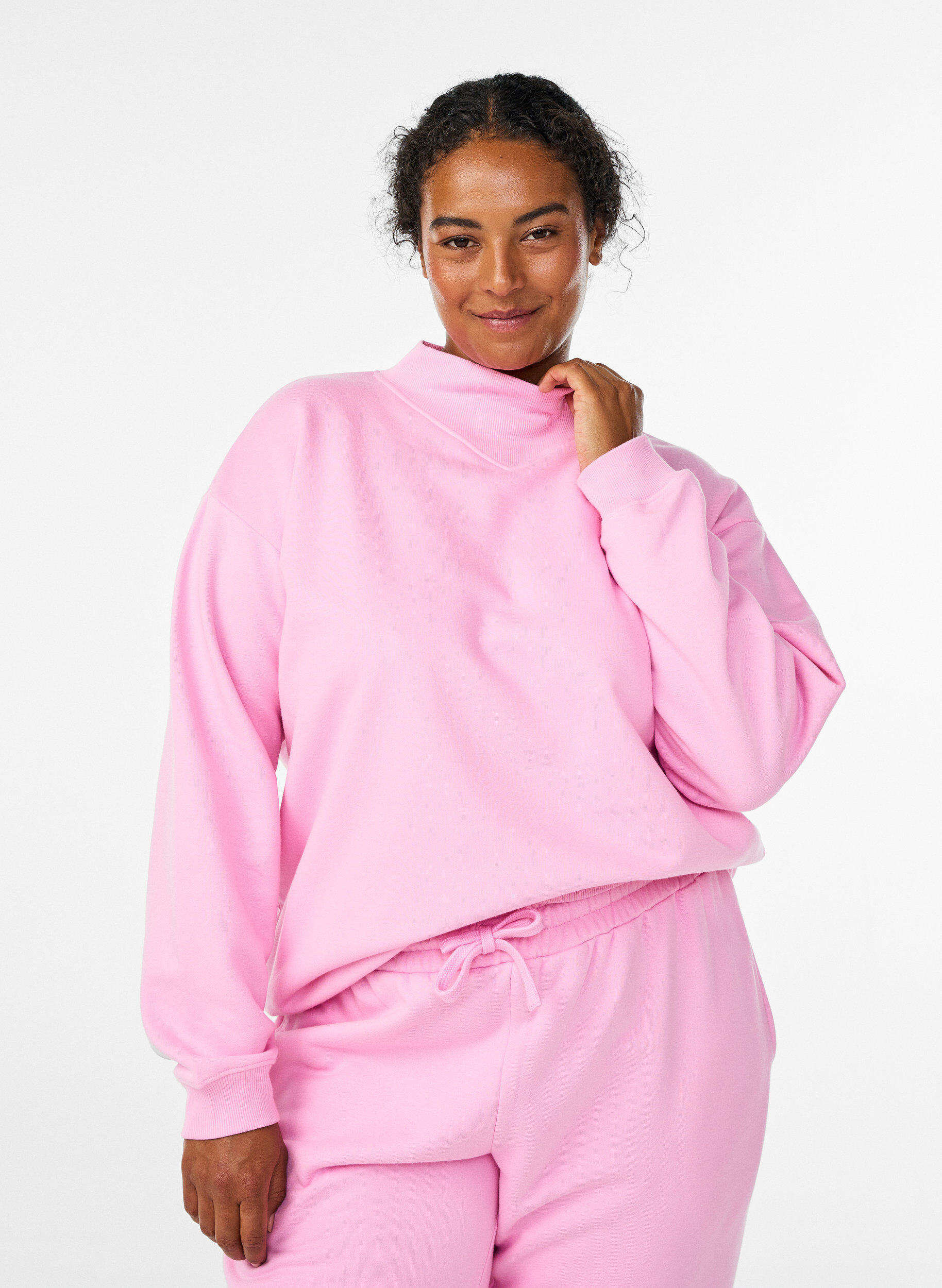 ZizziSweatshirt mit hohem Kragen und langen &Auml;rmeln, Pink, Model image number 0
