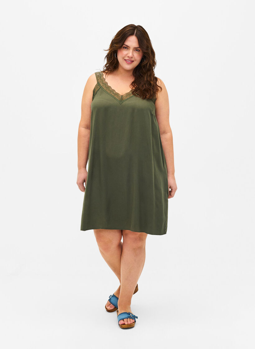 Trägerkleid aus Viskose mit Spitze, Thyme, Model image number 2