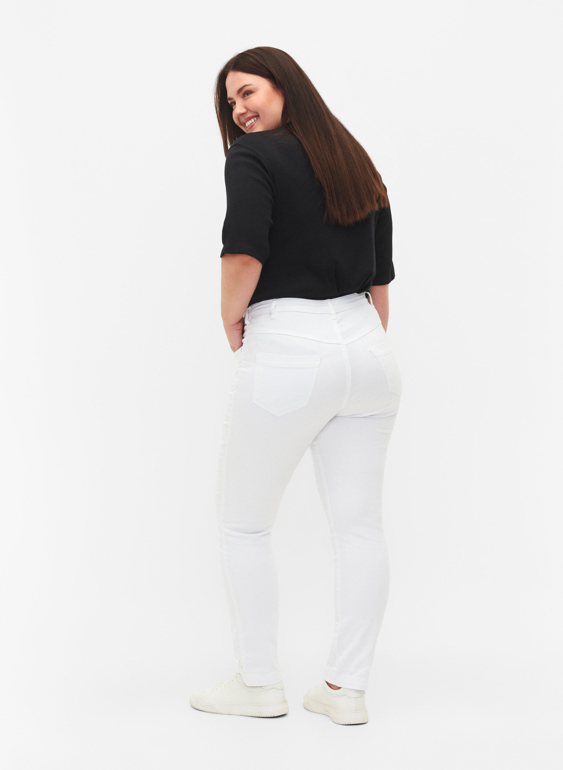 ZizziSlim Fit Emily Jeans mit normaler Taillenh&ouml;he, Wei&szlig;, Model image number 1