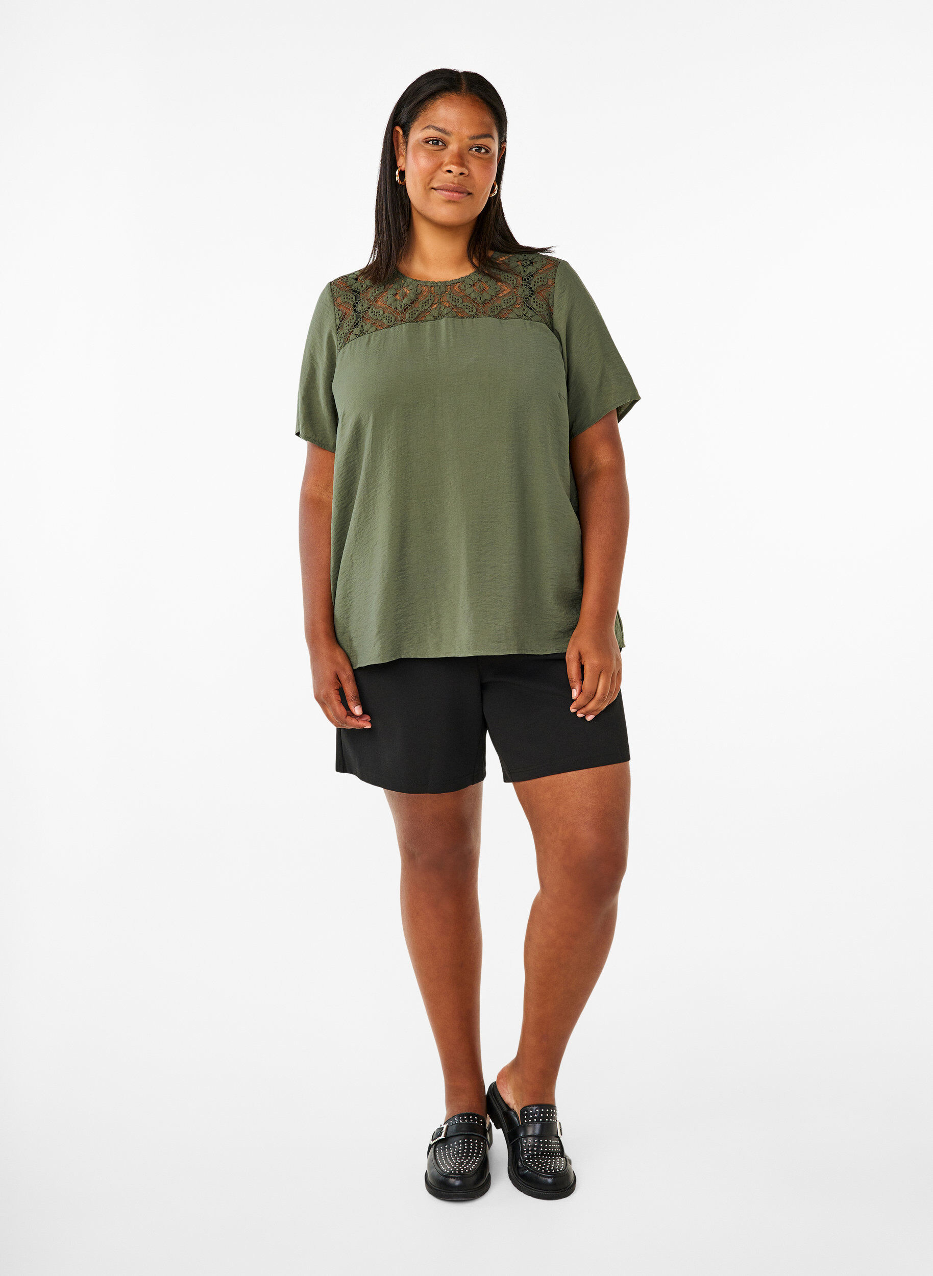 ZizziKurz&auml;rmelige Viskosebluse mit Spitzendetail, Thyme, Model image number 2