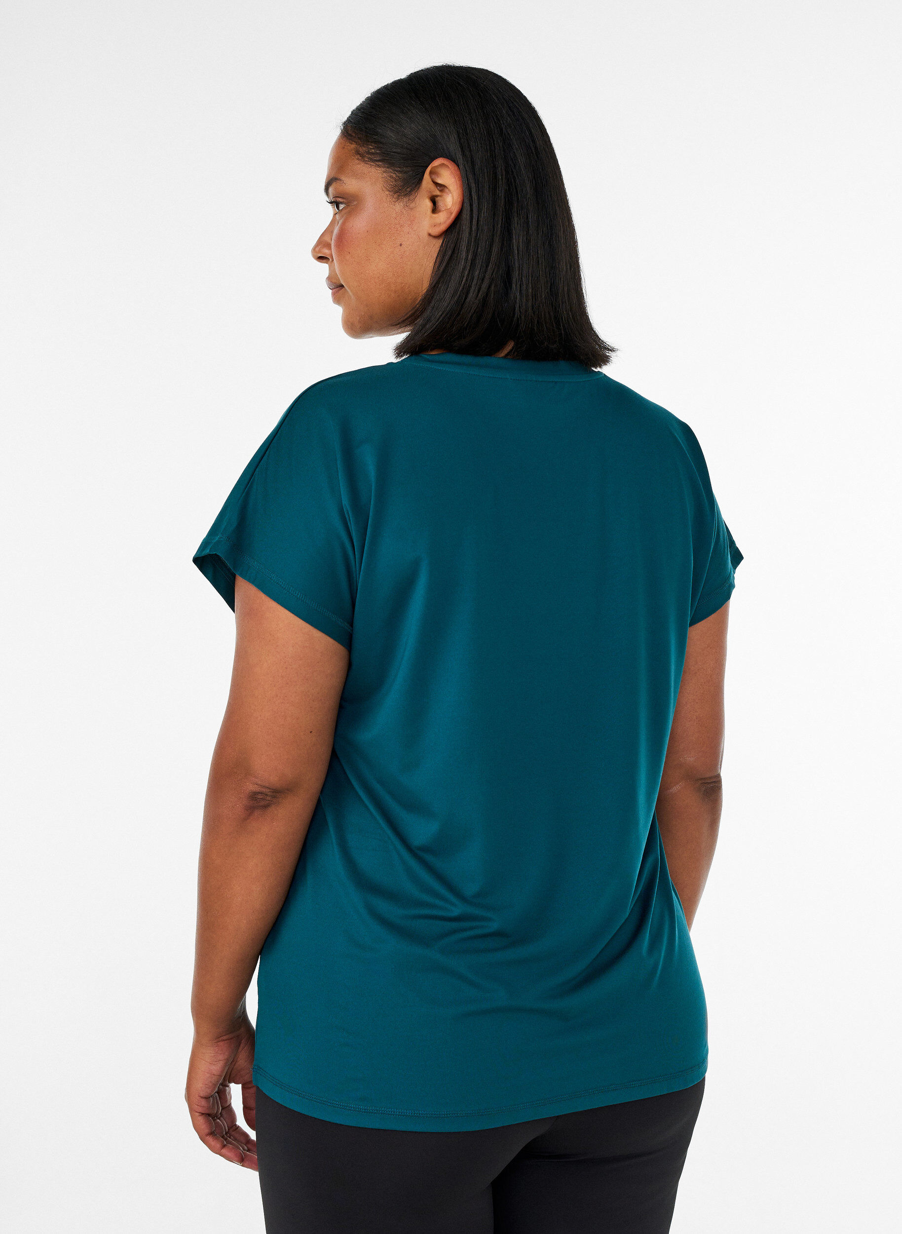 ZizziLockeres Trainings-T-Shirt mit V-Ausschnitt, Gr&uuml;n, Model image number 2