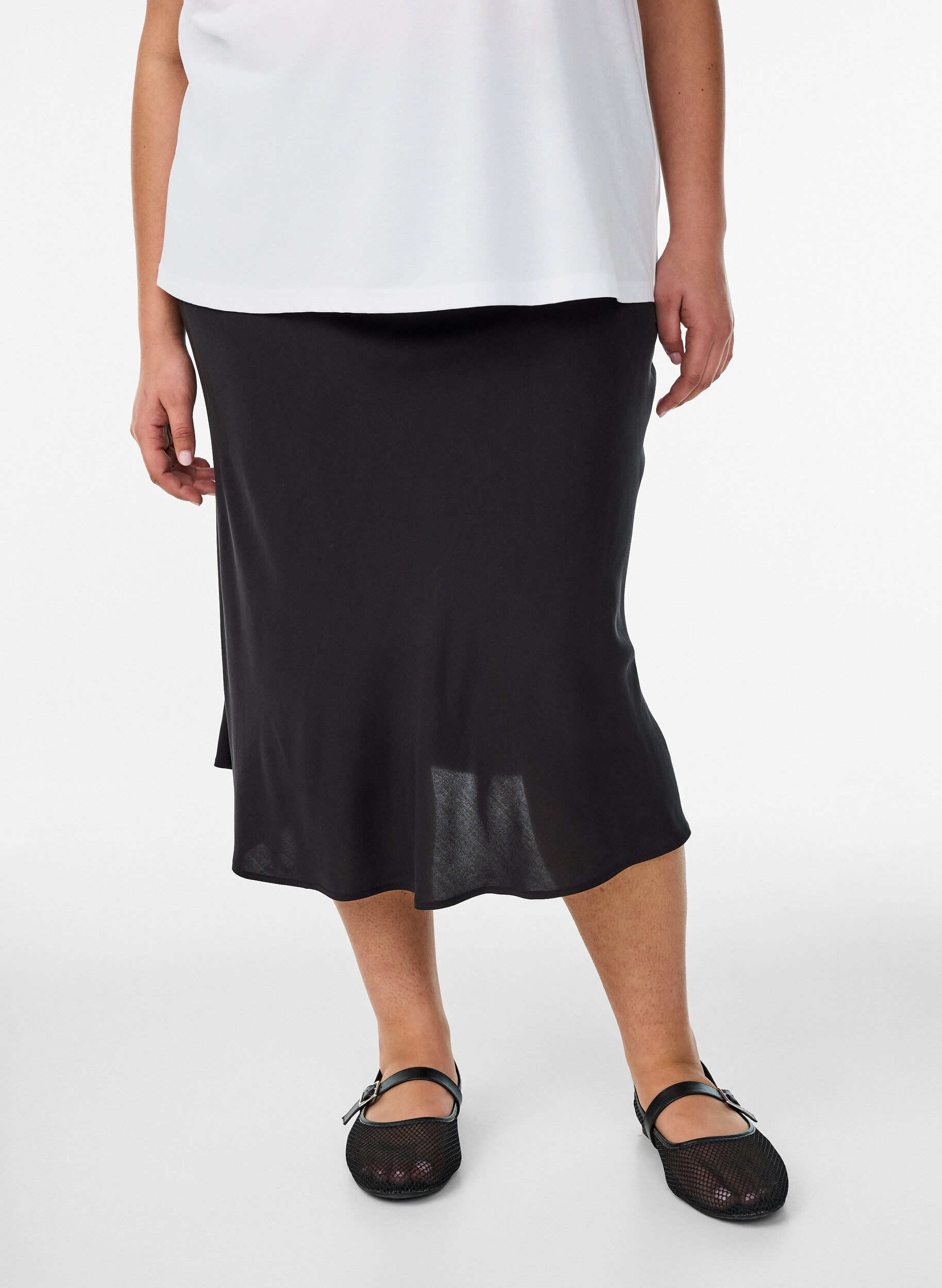 ZizziViskoserock mit elastischem Bund, Schwarz, Model image number 3