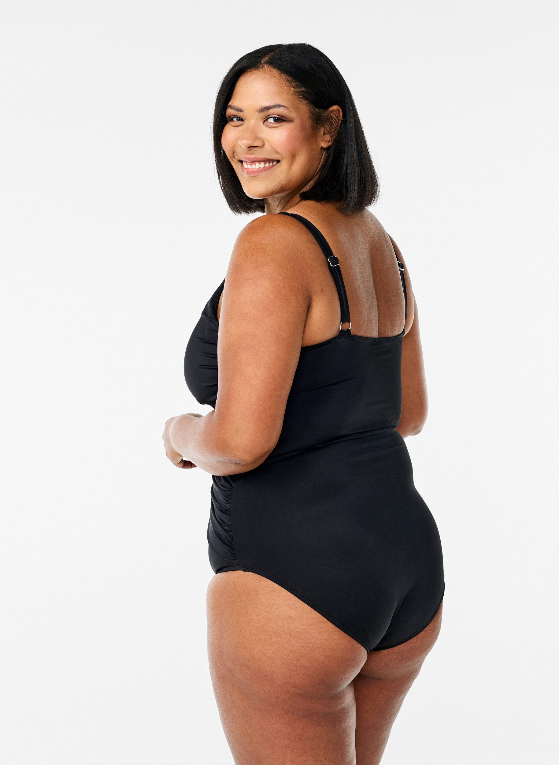 ZizziBadeanzug mit gekreuztem Raffungselement, Schwarz, Model image number 1