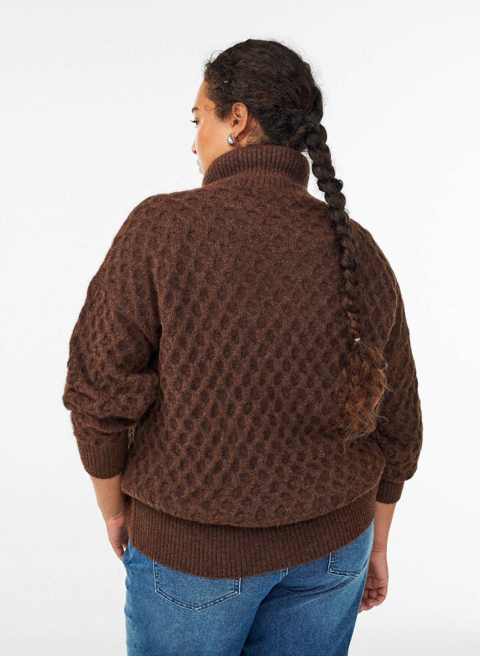 ZizziPullover mit hohem Kragen und Struktur, Braun, Model image number 2