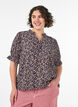 Gebl&uuml;mte Bluse aus Viskose mit kurzen &Auml;rmeln und Smockdetails, Blau, Model image number 0