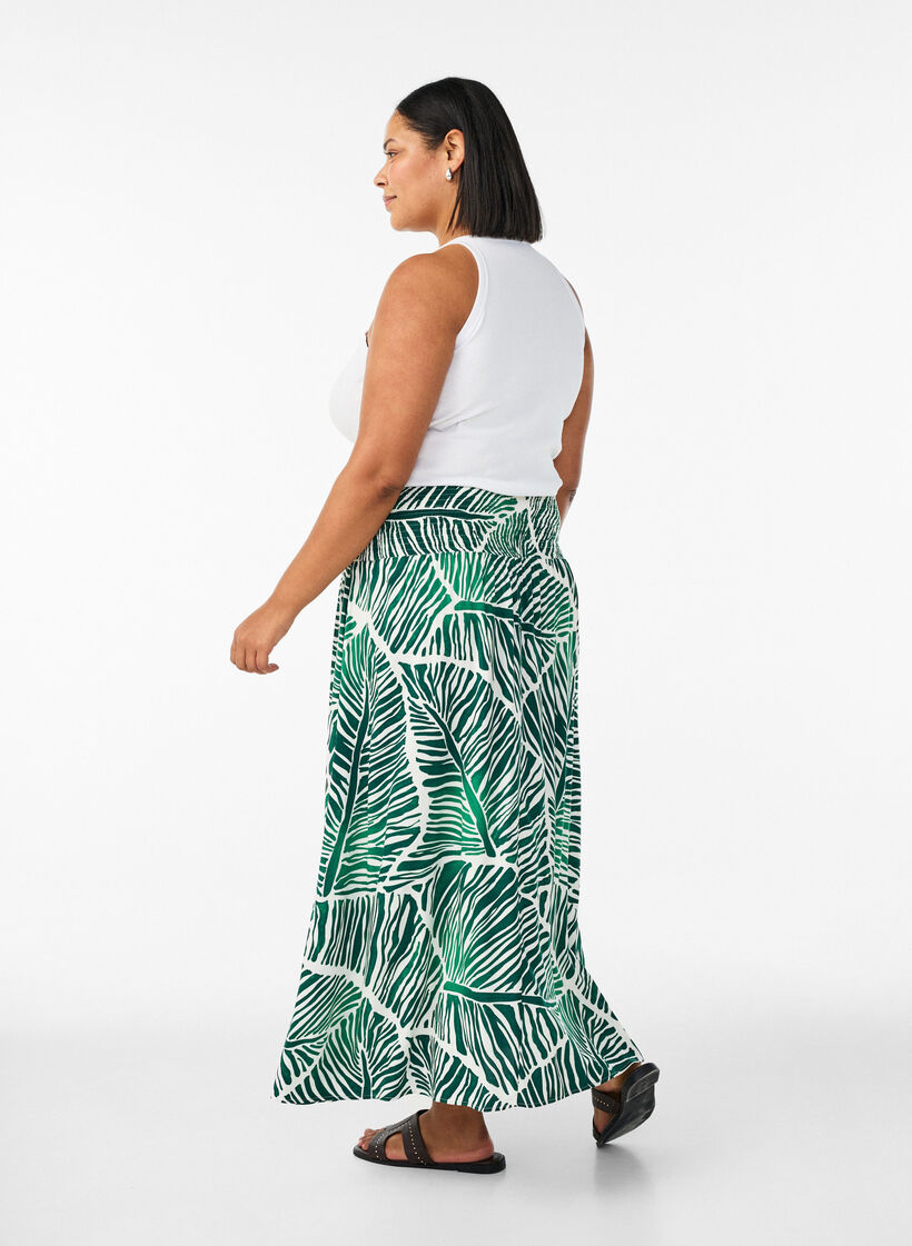Maxirock aus Viskose mit Smock, Gr&uuml;n, Model image number 1