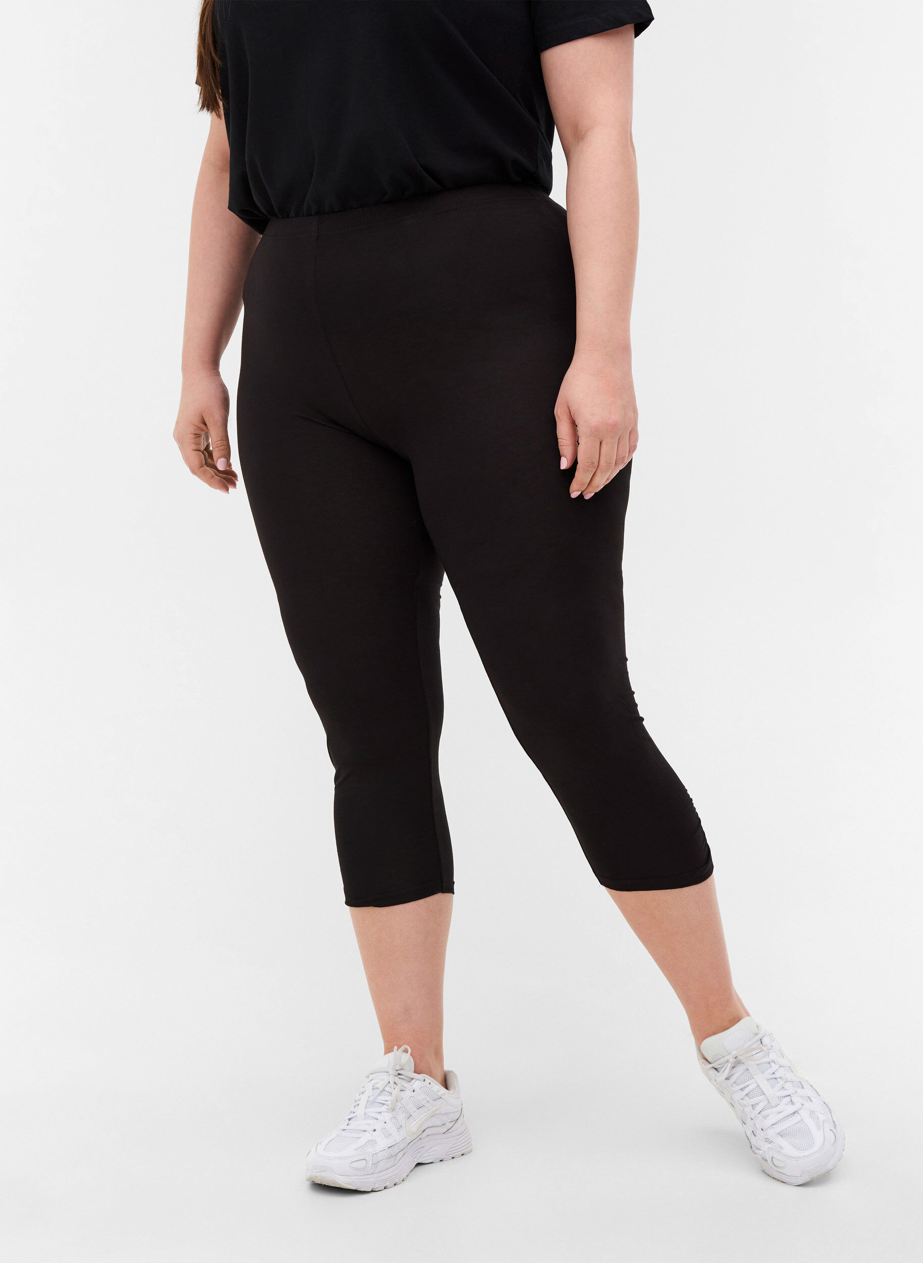 ZizziBasic 3/4-Leggings mit Faltendetails, Black, Model image number 2