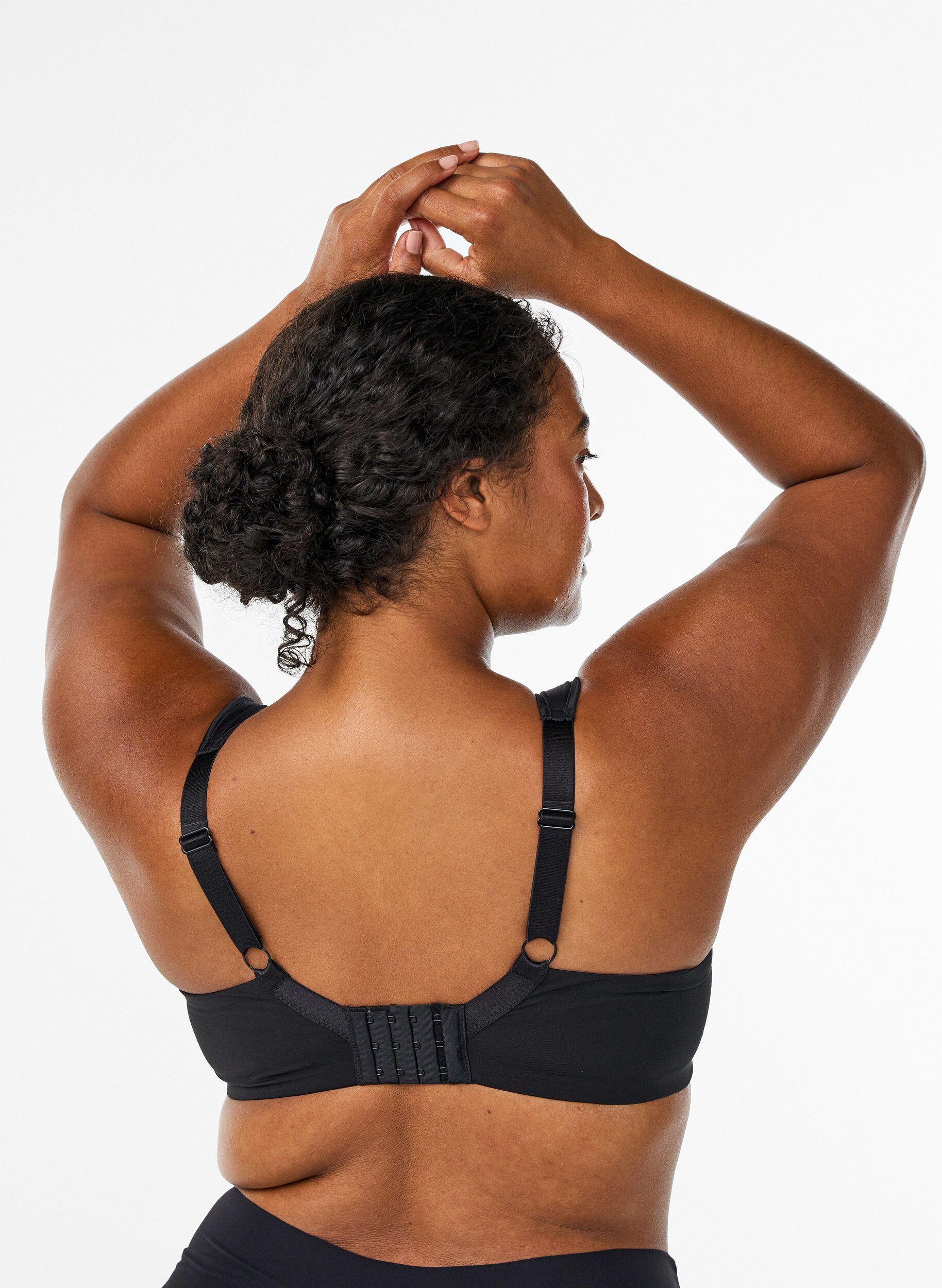 ZizziMinimizer-BH mit gepolsterten Tr&auml;gern, Schwarz, Model image number 2