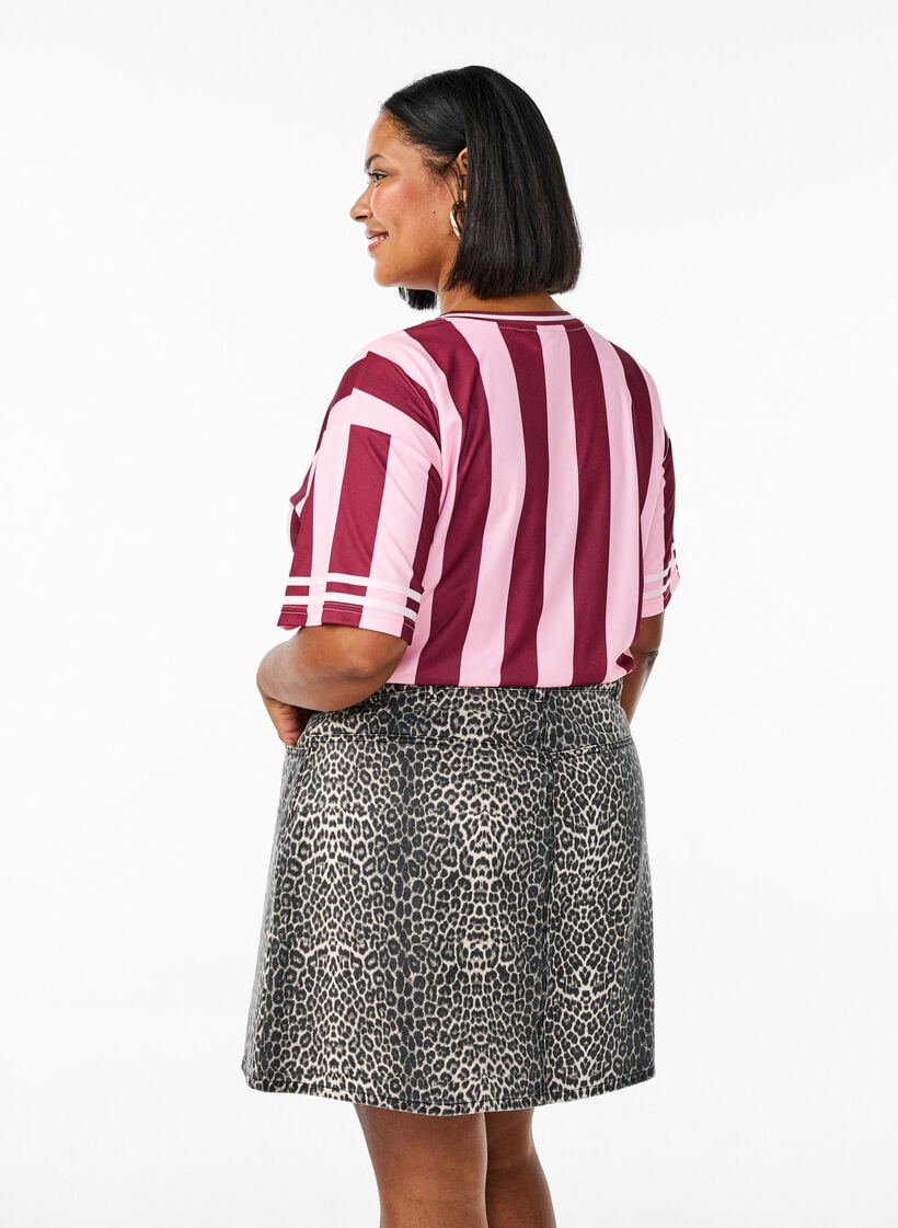 Kurzer Jeansrock mit Leo-Print und A-Linie, Braun, Model image number 2