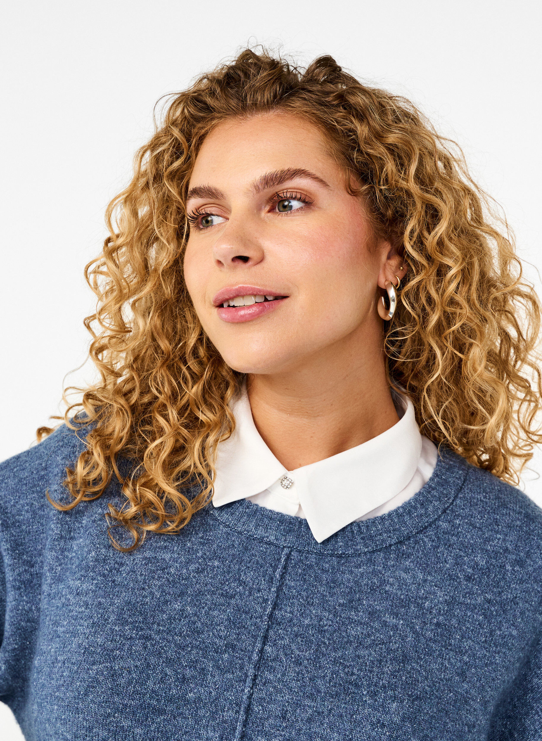 ZizziLockerer Kragen mit Glitzerkn&ouml;pfen, White, Model image number 0