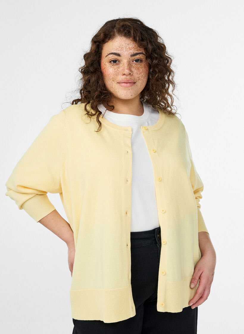 Feinstrick-Strickjacke mit Rundhalsausschnitt, Gelb, Model image number 0