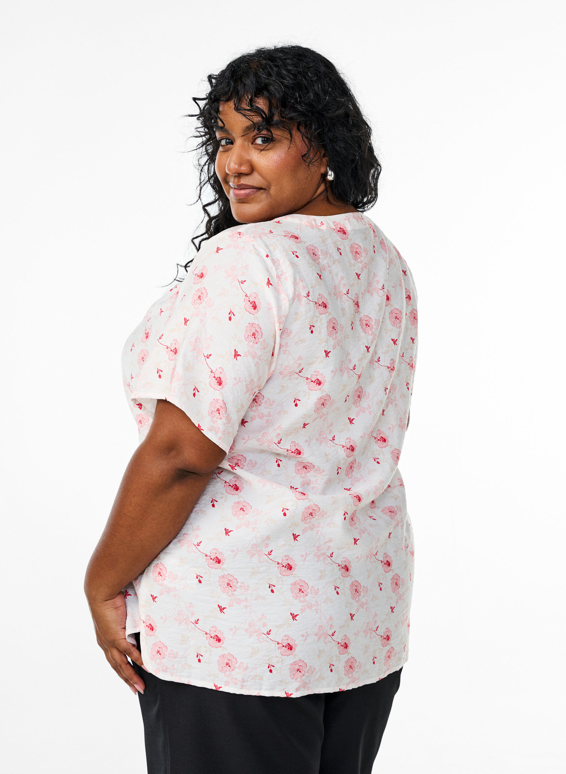 ZizziBlusenshirt mit kurzen &Auml;rmeln und Blumenmotiv, Rot, Model image number 2