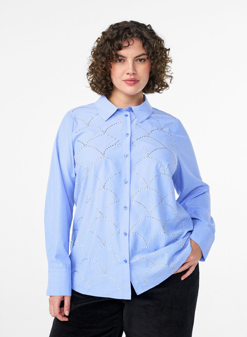 Bluse mit Streifen und Nieten, Blau, Model