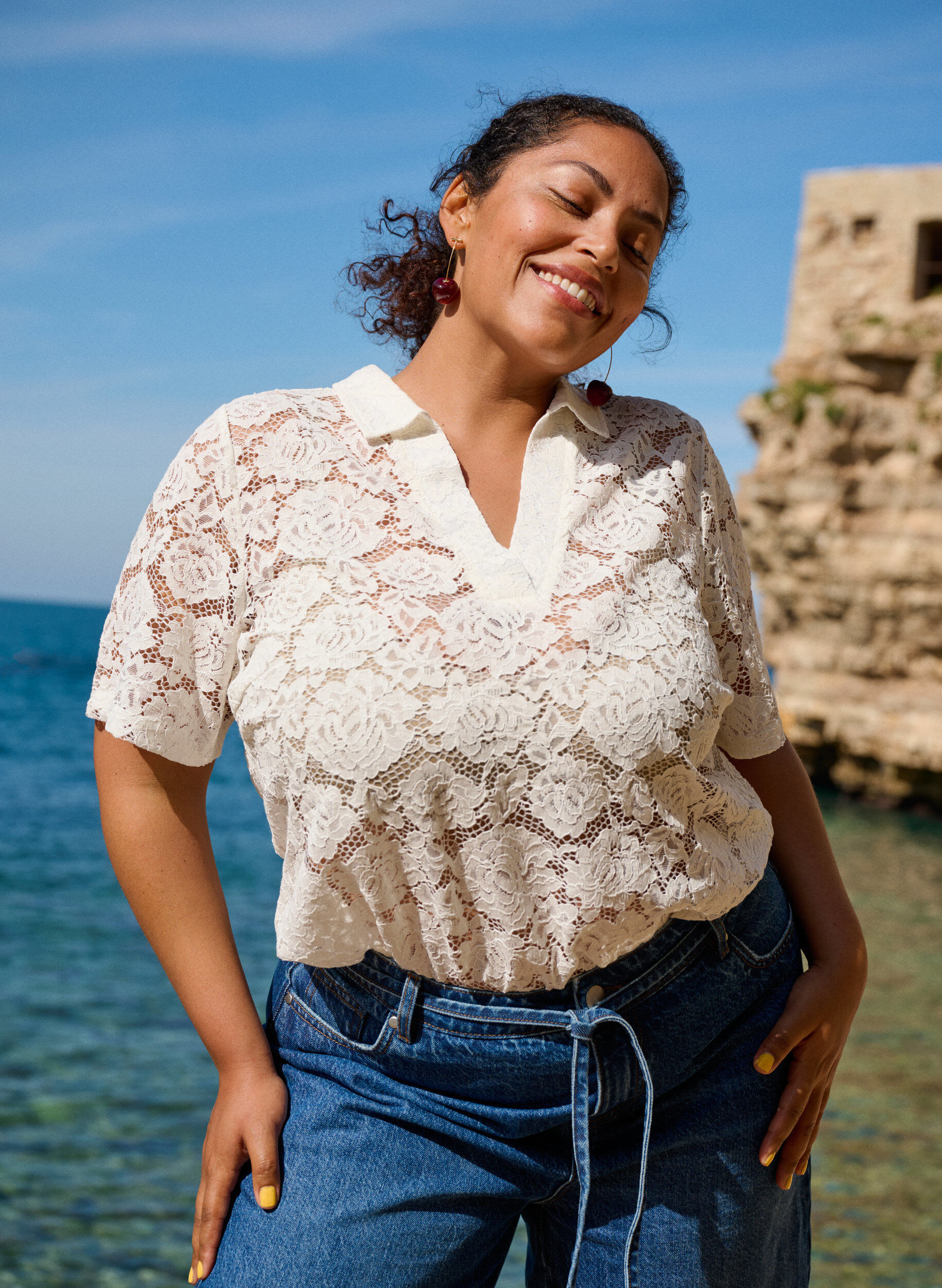 ZizziSpitzenbluse mit Kragen und V-Ausschnitt, Vanille, Image image number 0