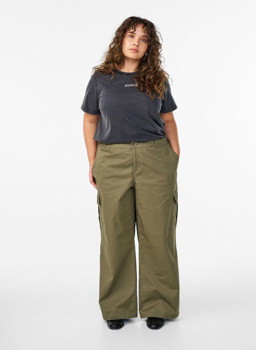 Wide-Leg Cargohose mit hoher Taille, Grün, Model