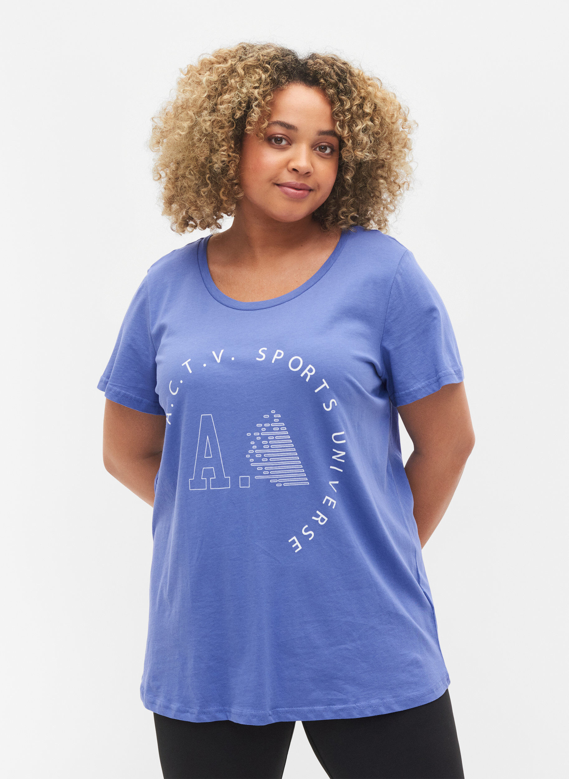 ZizziTrainings-T-Shirt mit Print, Very Peri A.C.T.V, Model image number 0