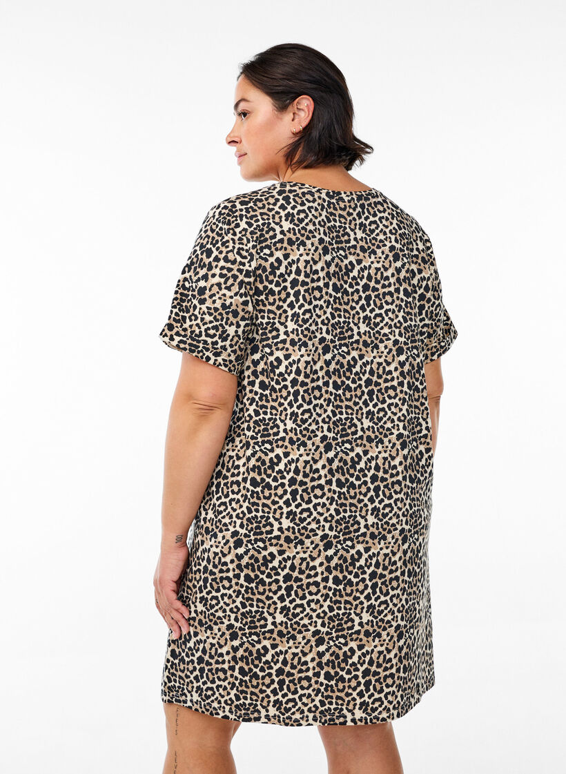 Kurzes T-Shirt Kleid aus Baumwolljersey, Braun, Model image number 1