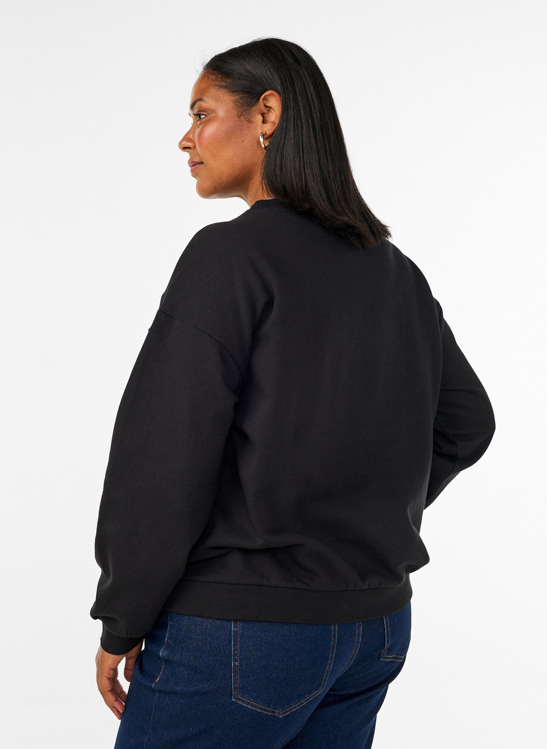 ZizziSweatshirt mit Boucl&eacute;-Textmotiv, Schwarz, Model image number 2