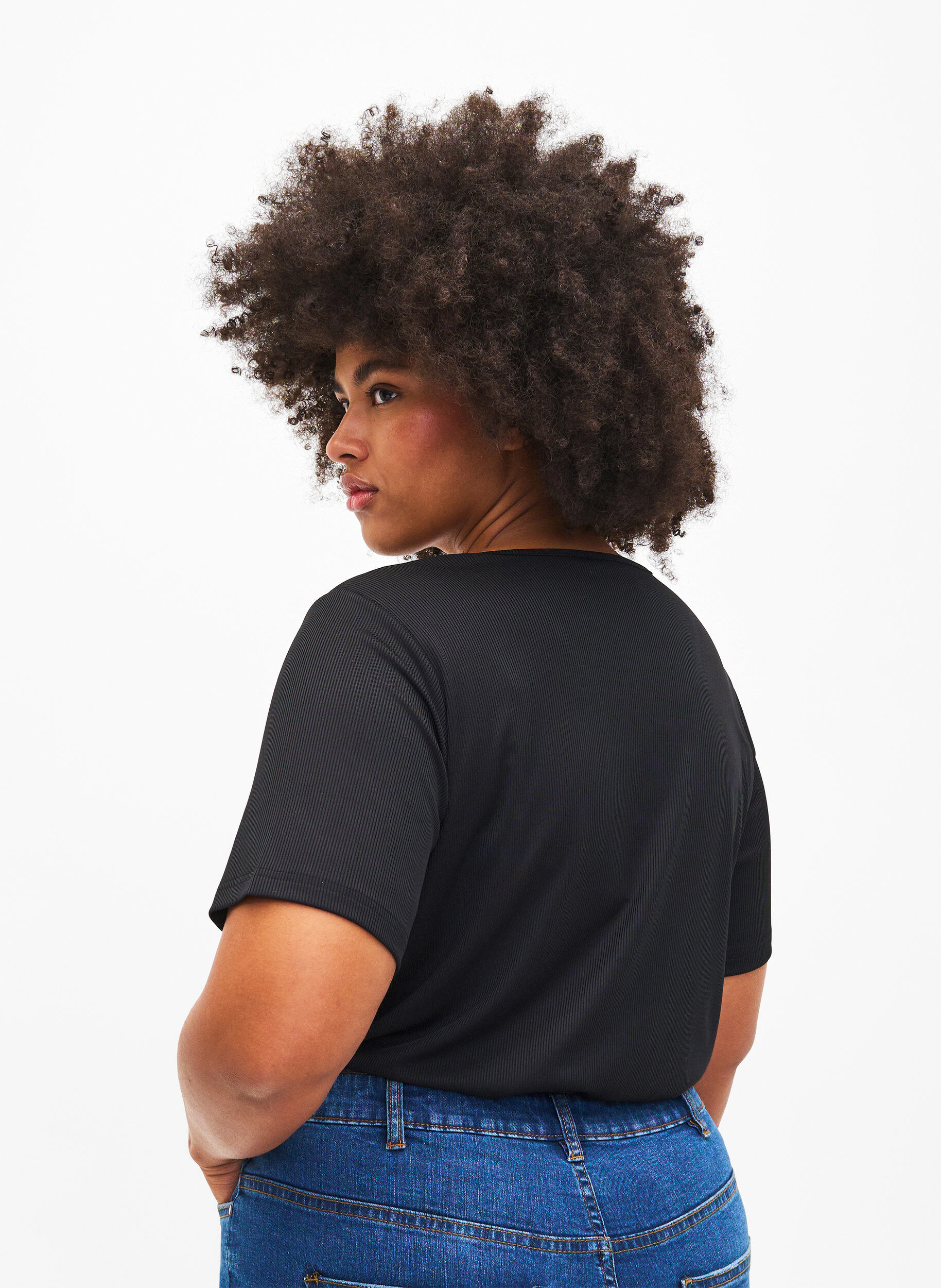 ZizziGerippte Bluse mit Kettendetail, Black, Model image number 1