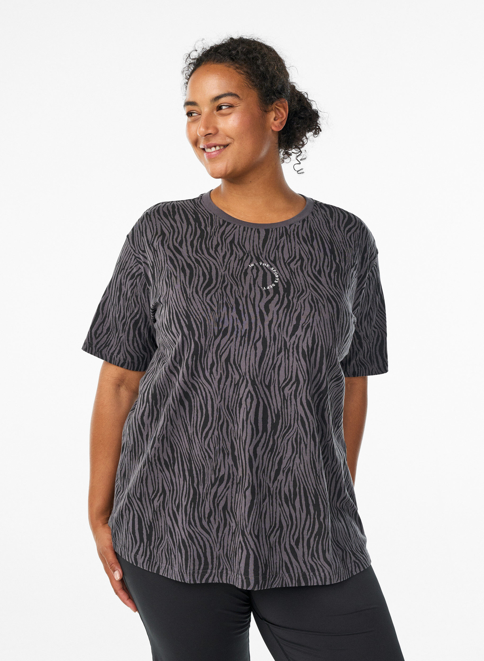 ZizziTrainingsshirt aus Bio-Baumwolle mit Zebraprint, Grau, Model image number 0
