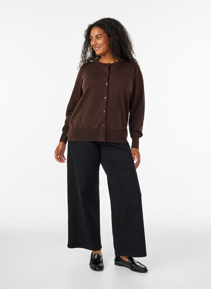 Feinstrick-Strickjacke mit Rundhalsausschnitt, Braun, Model image number 1