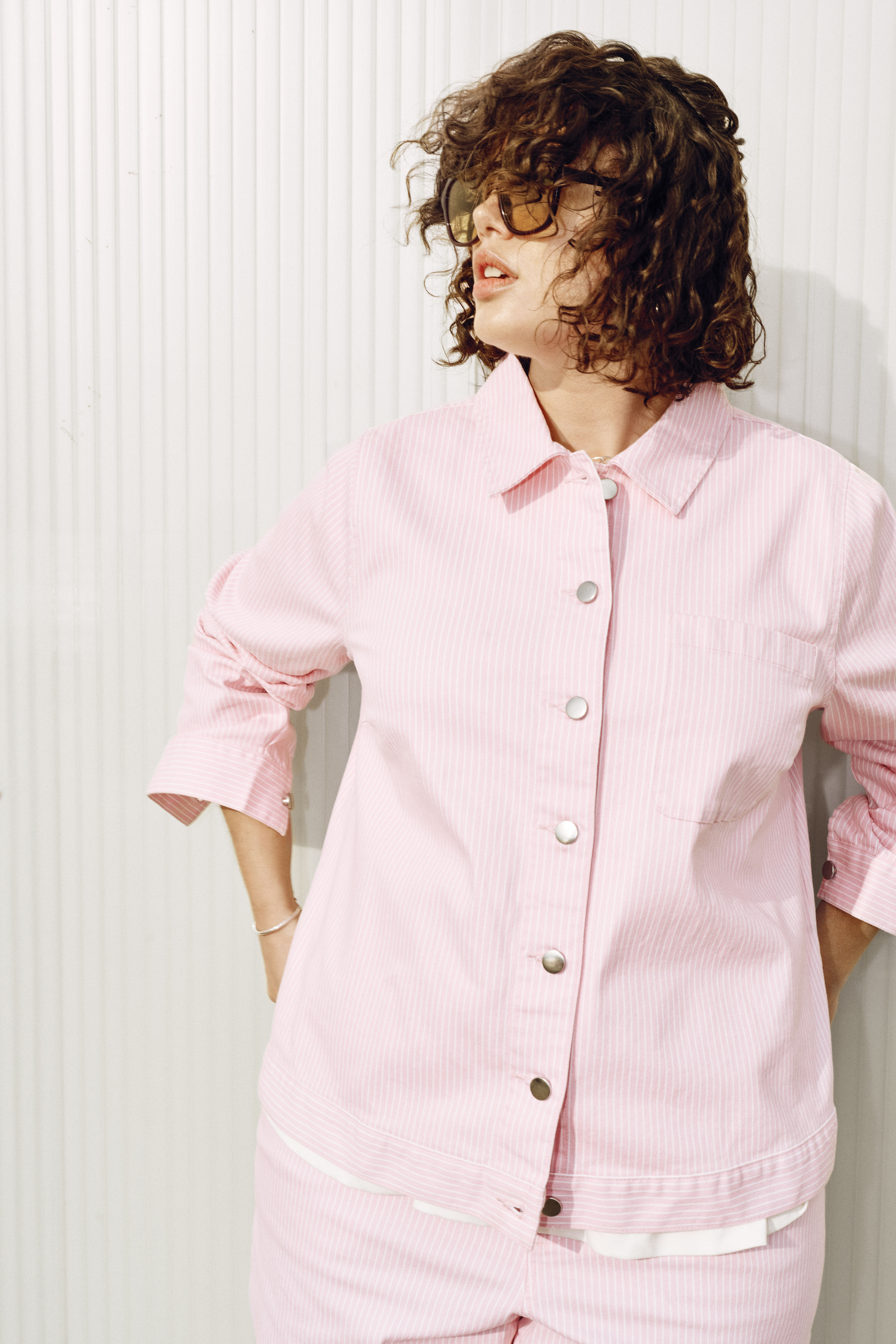 ZizziFarbiger Denim mit Streifen, , Model